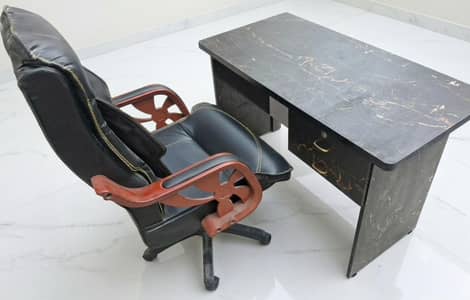 New table and chair For Sale