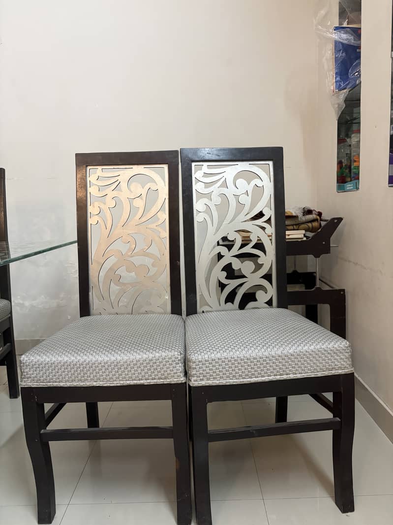 Dining table 6