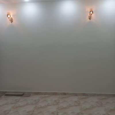 Portion For Rent In Main Boulevard Defence