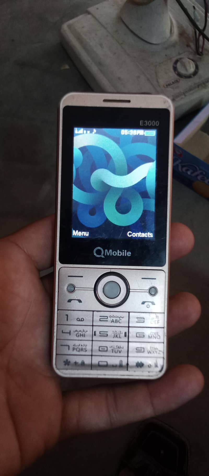 QMobile E3000 0