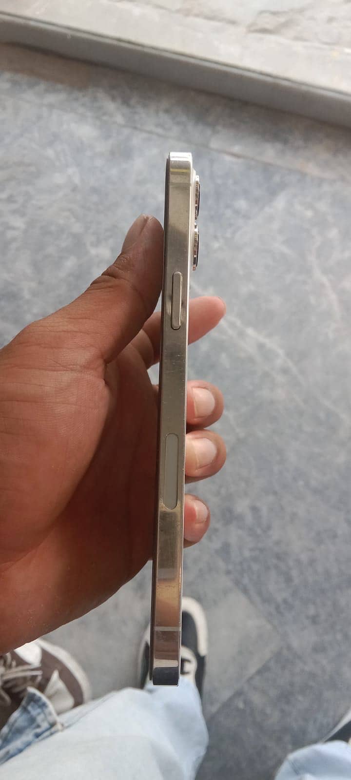 Apple iPhone 12 Pro Max 4