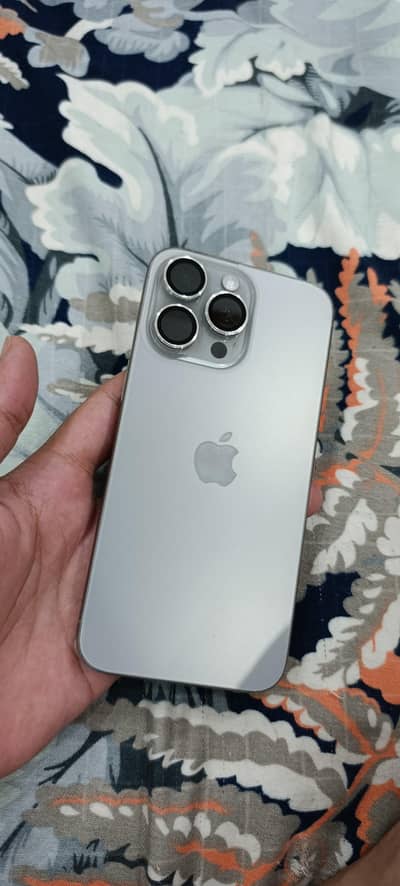 Apple iPhone 15 Pro Max