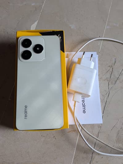Realme C61