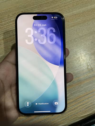 Apple iPhone 15