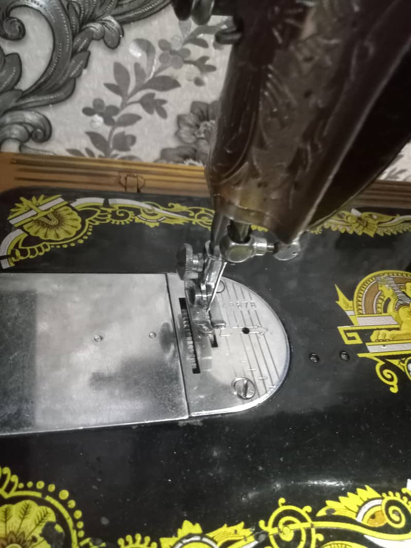 sewing machine 7
