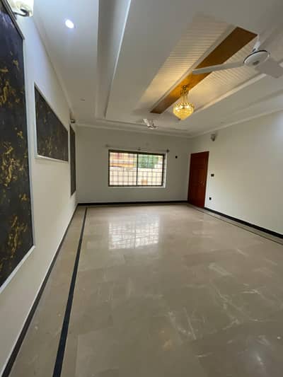 E-11 Kanal house available for rent in Islamabad markez