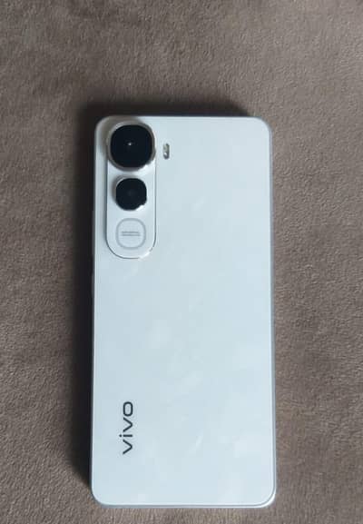 Vivo Y400