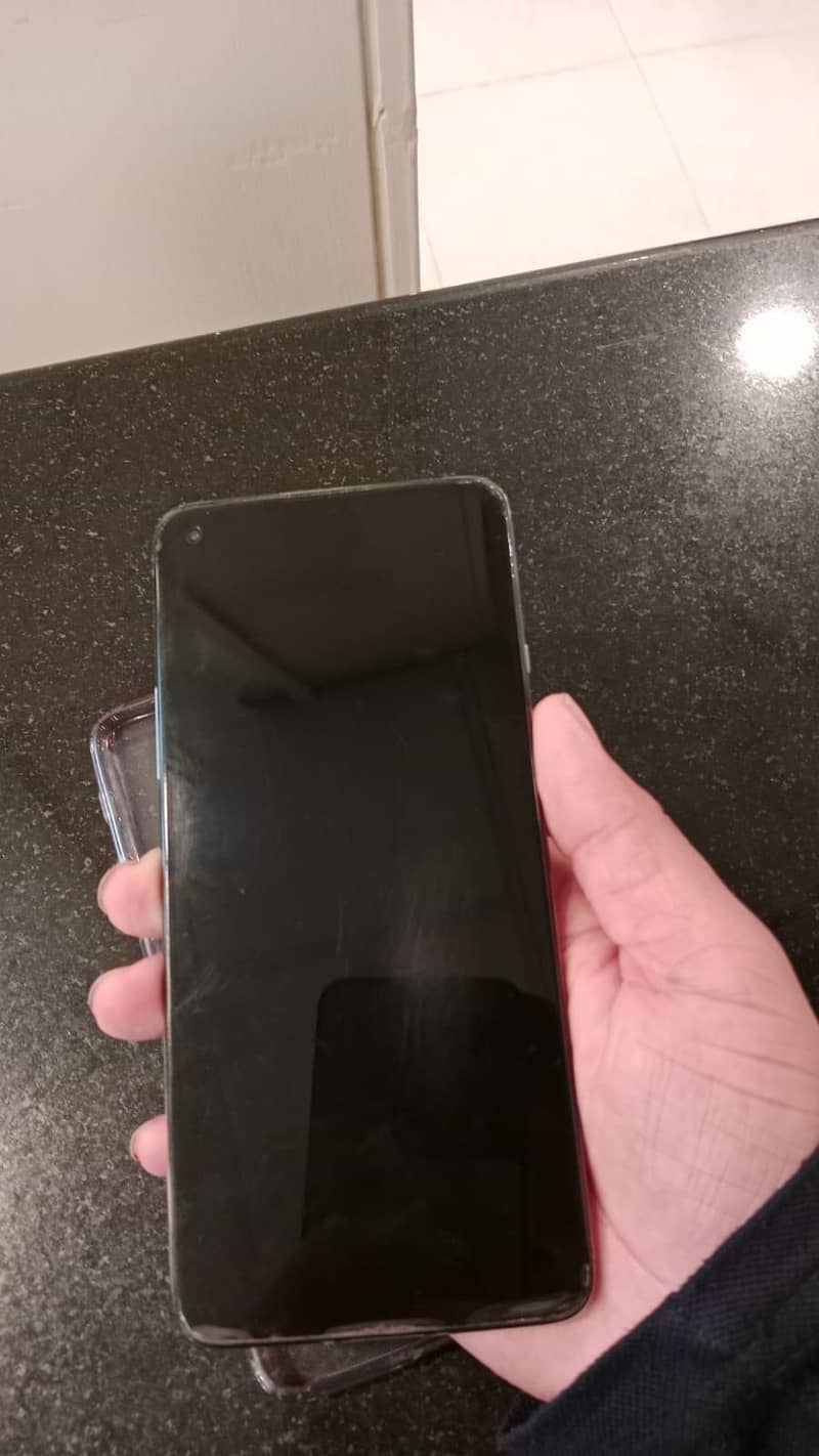 One Plus 8T 6