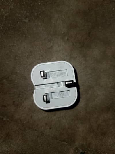 iphone orignal 20 w adapter only