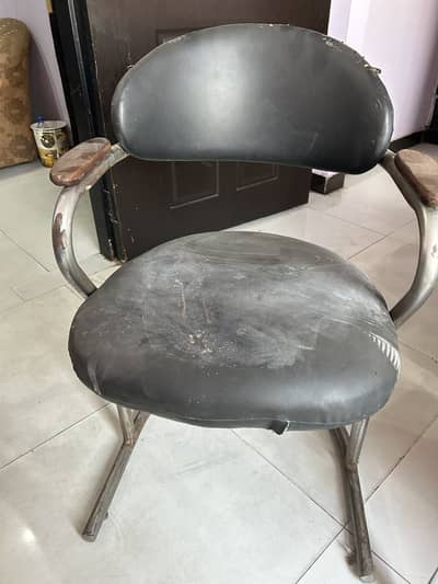 Visiting chair (Two)