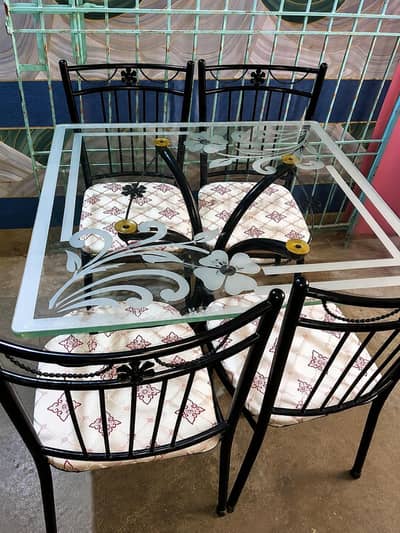 dinning table