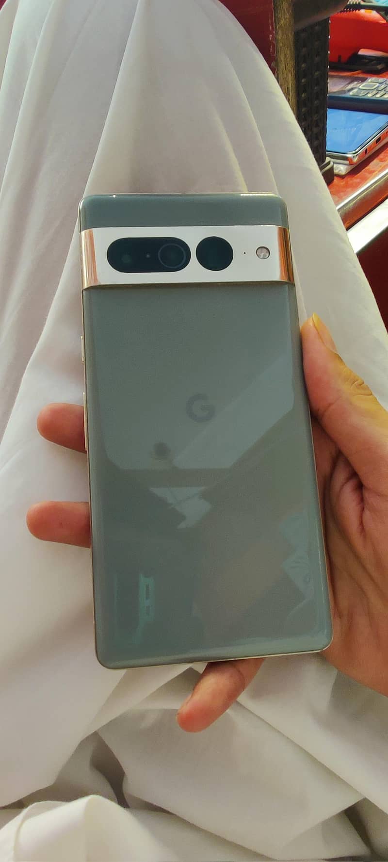 Google Pixel 7 Pro 2
