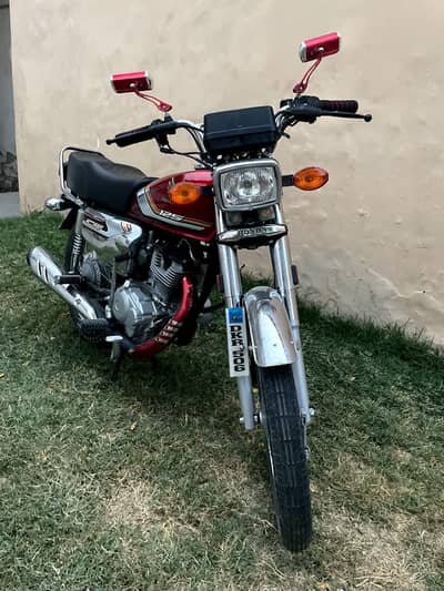 Honda 125 special edition (Red & Silver) self start urgent sale