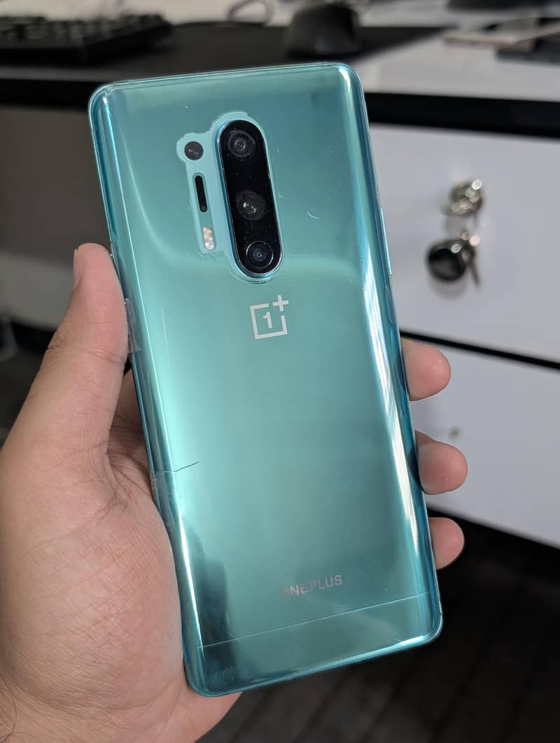 One Plus 8 Pro 0