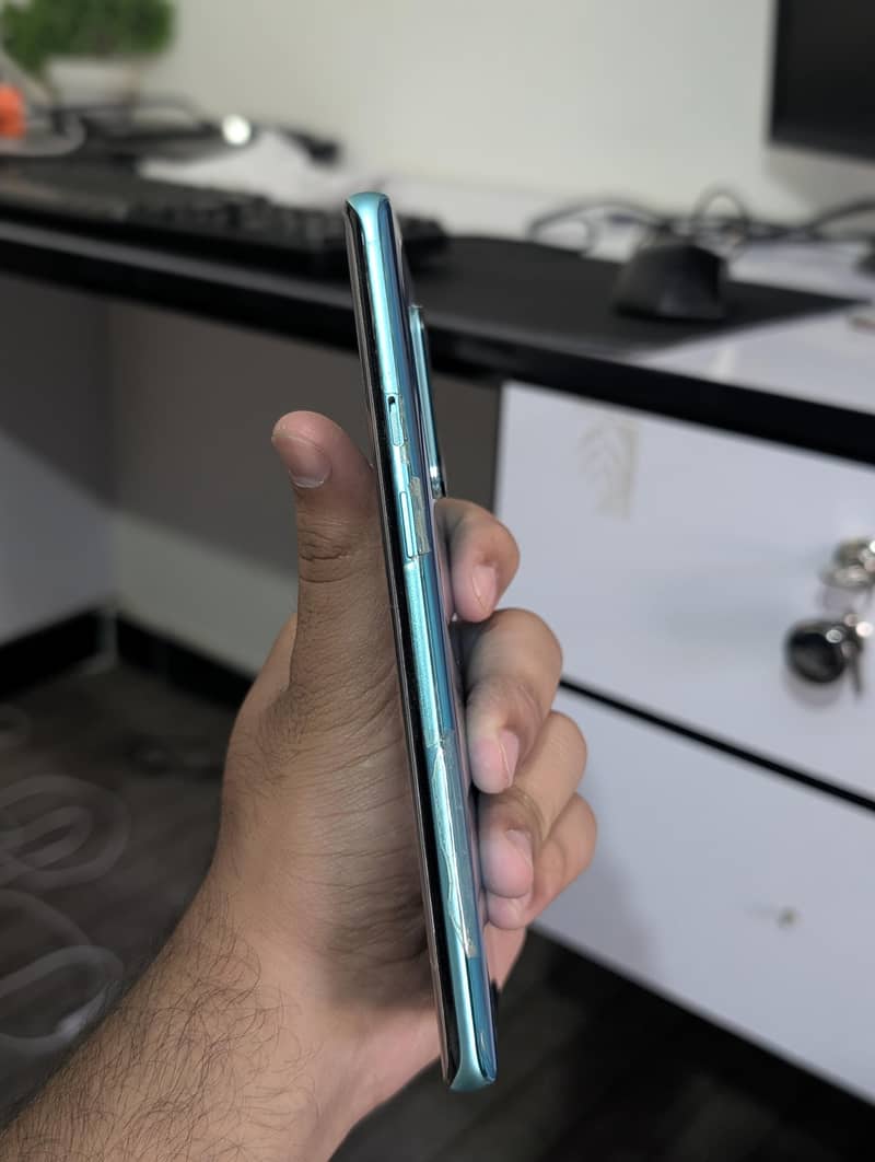 One Plus 8 Pro 4