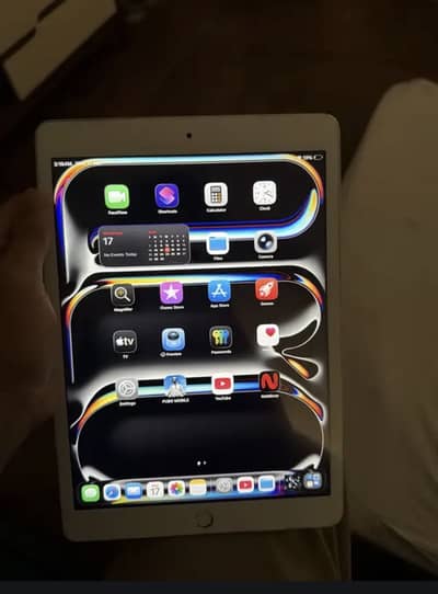 Ipad 8th generation 32gb all ok