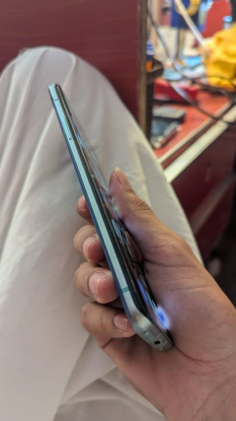 one plus 8 pro 5