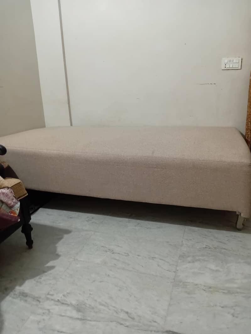 Single Bed 1