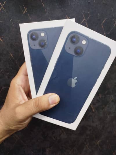 Apple iPhone 13