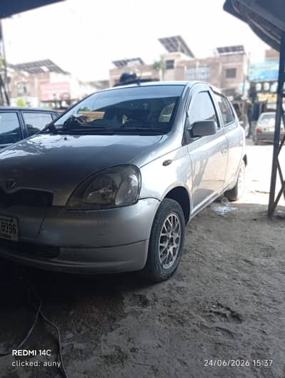 Toyota Vitz 1999 | 2013 Register (Hayatabad)