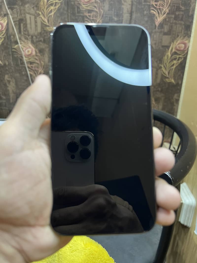 iPhone 13 Pro 6
