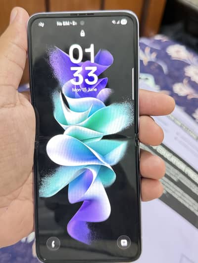 Samsung Mobile Z Flip 3