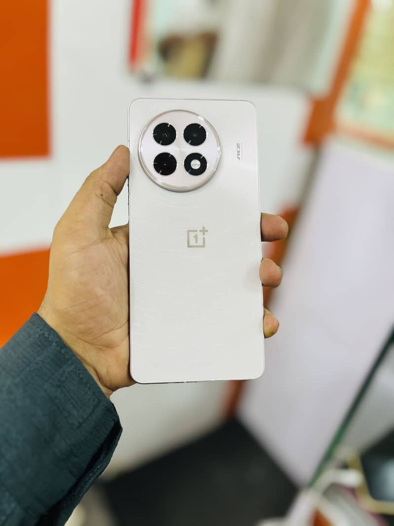 One Plus Ace 5 1