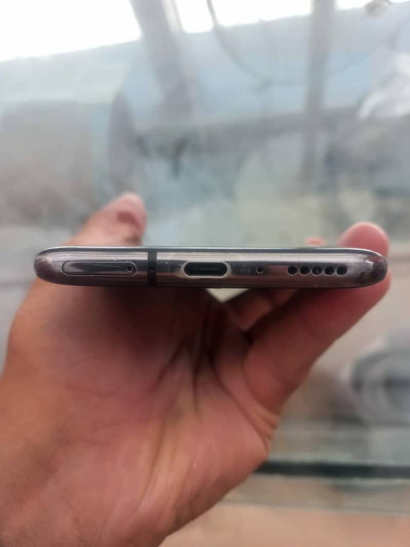 One Plus 7 Pro 3