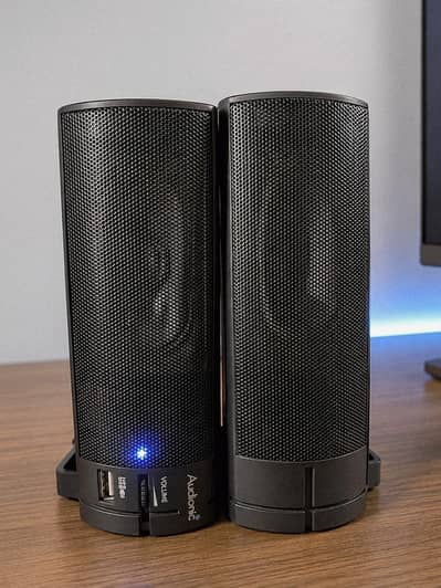 non-bluetooth audionic speakers