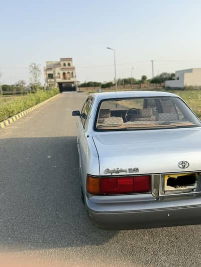 Toyota Crown 1992