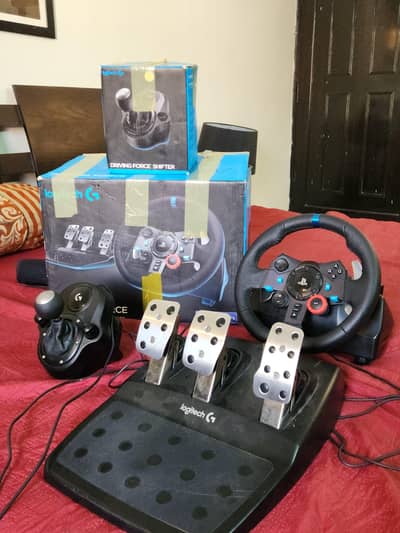 Logitech G29 Driving Force Racing Wheel+ Pedals+ Driving Force Shifter