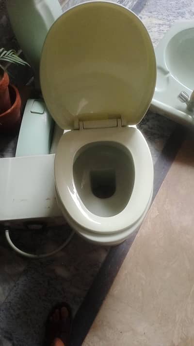 toilet set