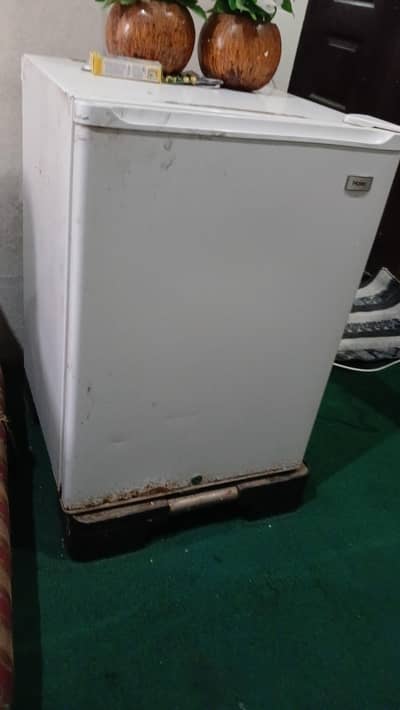 small fridge 10/10 for sale
