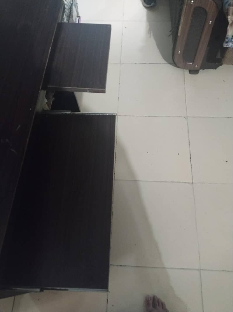 computer table 1