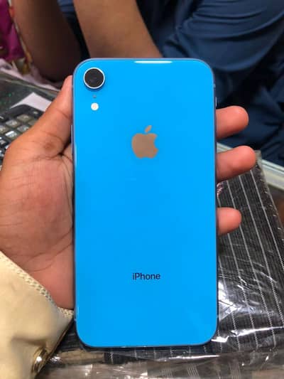 Apple iPhone XR