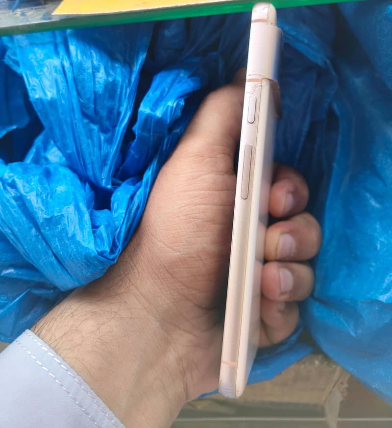 Google Pixel 8 2