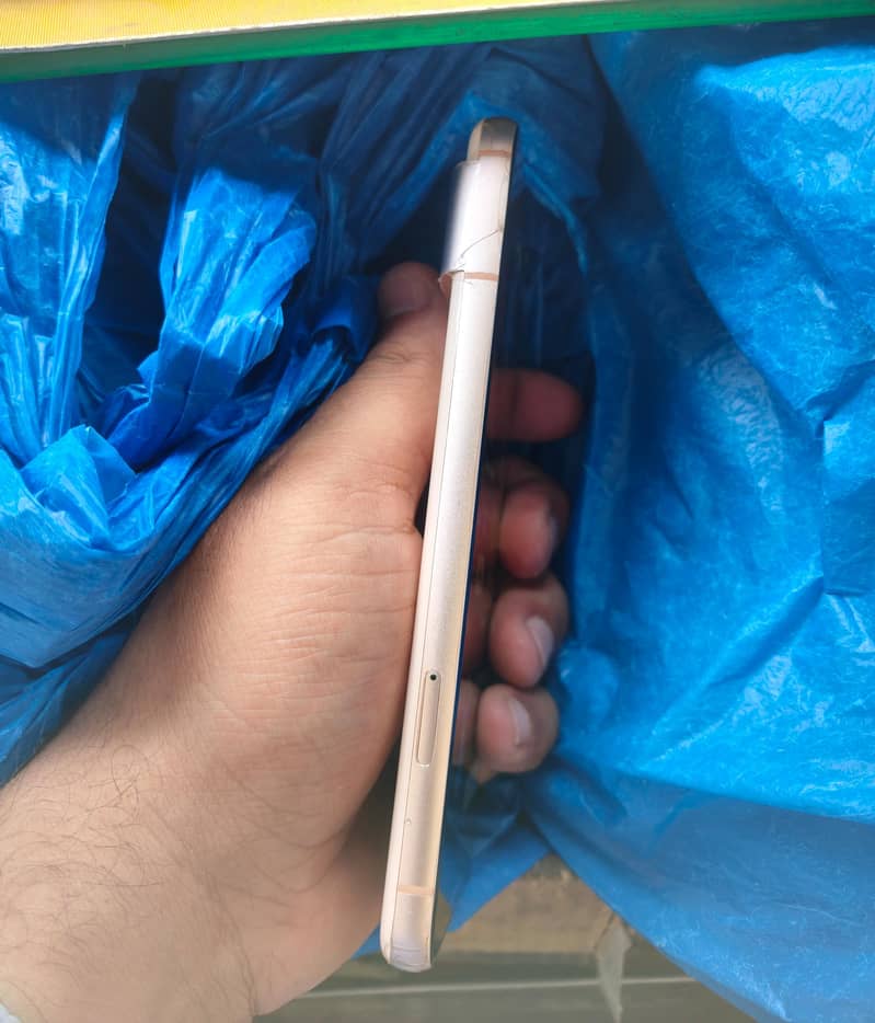 Google Pixel 8 5