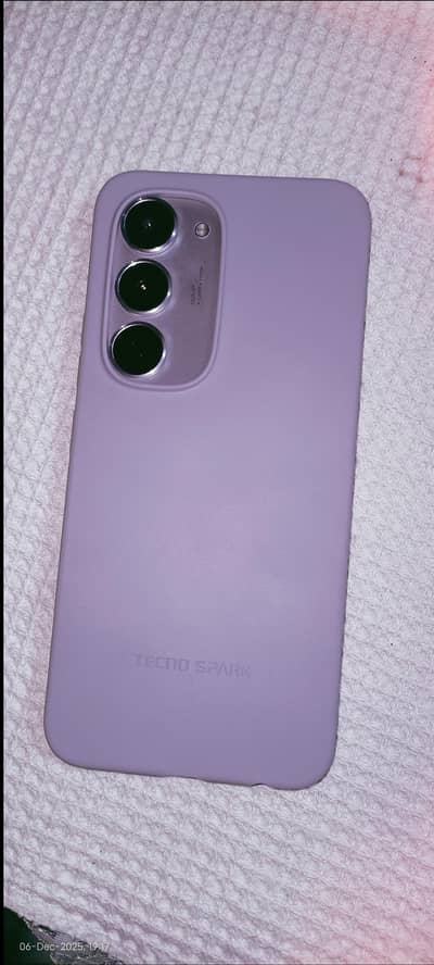 Tecno spark 40 pro