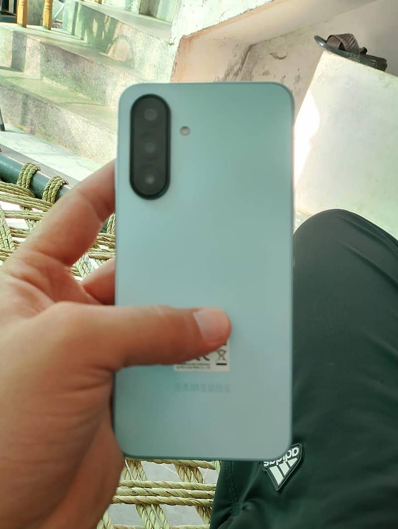Samsung Mobile A17 2