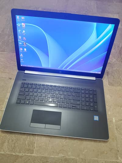 HP NoteBook 17, i7 (8th generation)17" Display,8gb,256gb