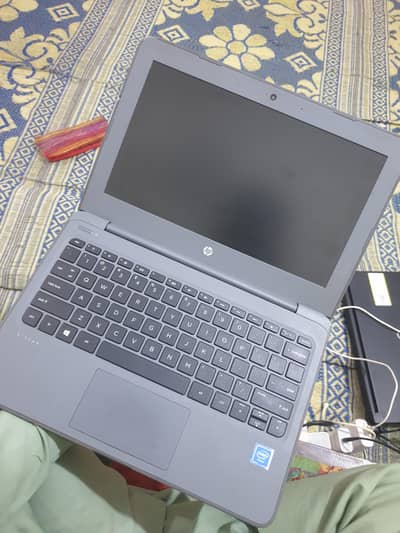 Hp laptop 10/8 condition