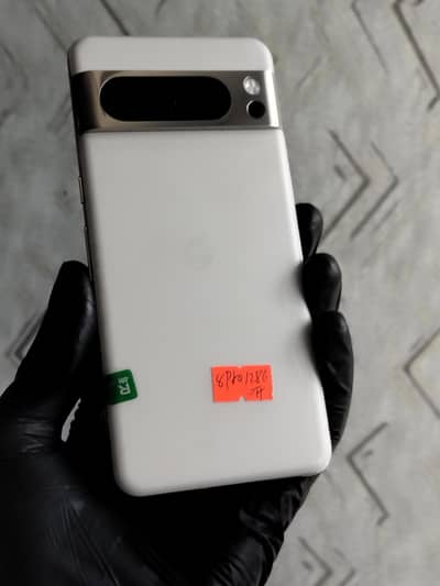 Google Pixel 8 Pro