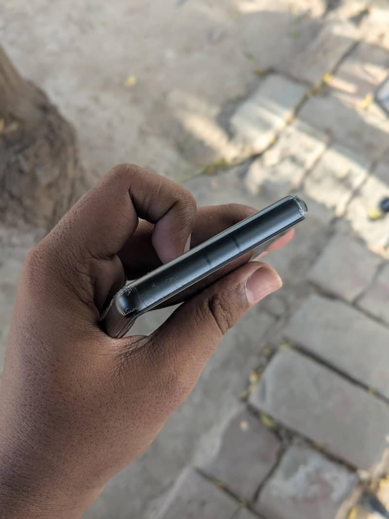 Google Pixel 7a 4