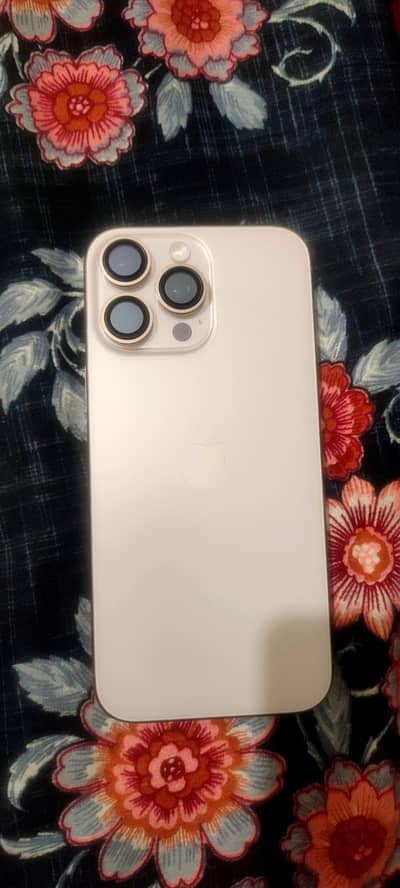 Apple iPhone 16 Pro Max