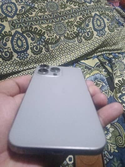 Apple iPhone 15 Pro Max jv 89 battery health
