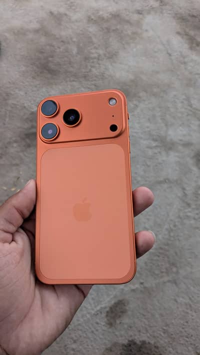 Apple iPhone XR Converted 17 pro