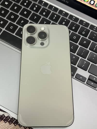 Iphone 15 pro max 256 jv with box cable