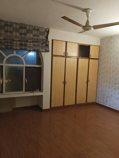 G-11/4 PHA C-Type 3rd Floor Apartment Flat For Sale Invester Price