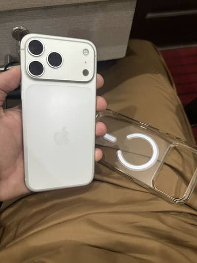 Apple iPhone 17 Pro Max jv