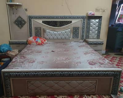  Complete Bedroom Furniture Set for Sale 